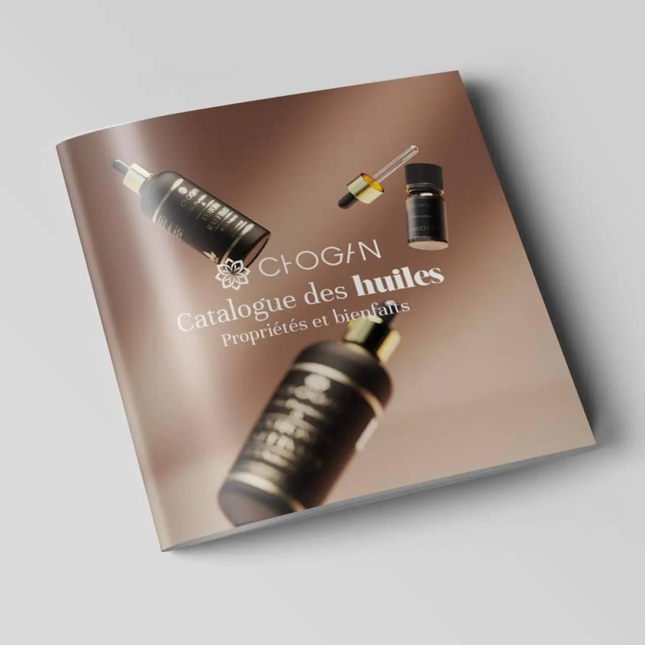 Valise Voyaguer contenant 131 échantillons de parfums - N° CAMP5E -  JosMir Beauty & Luxury