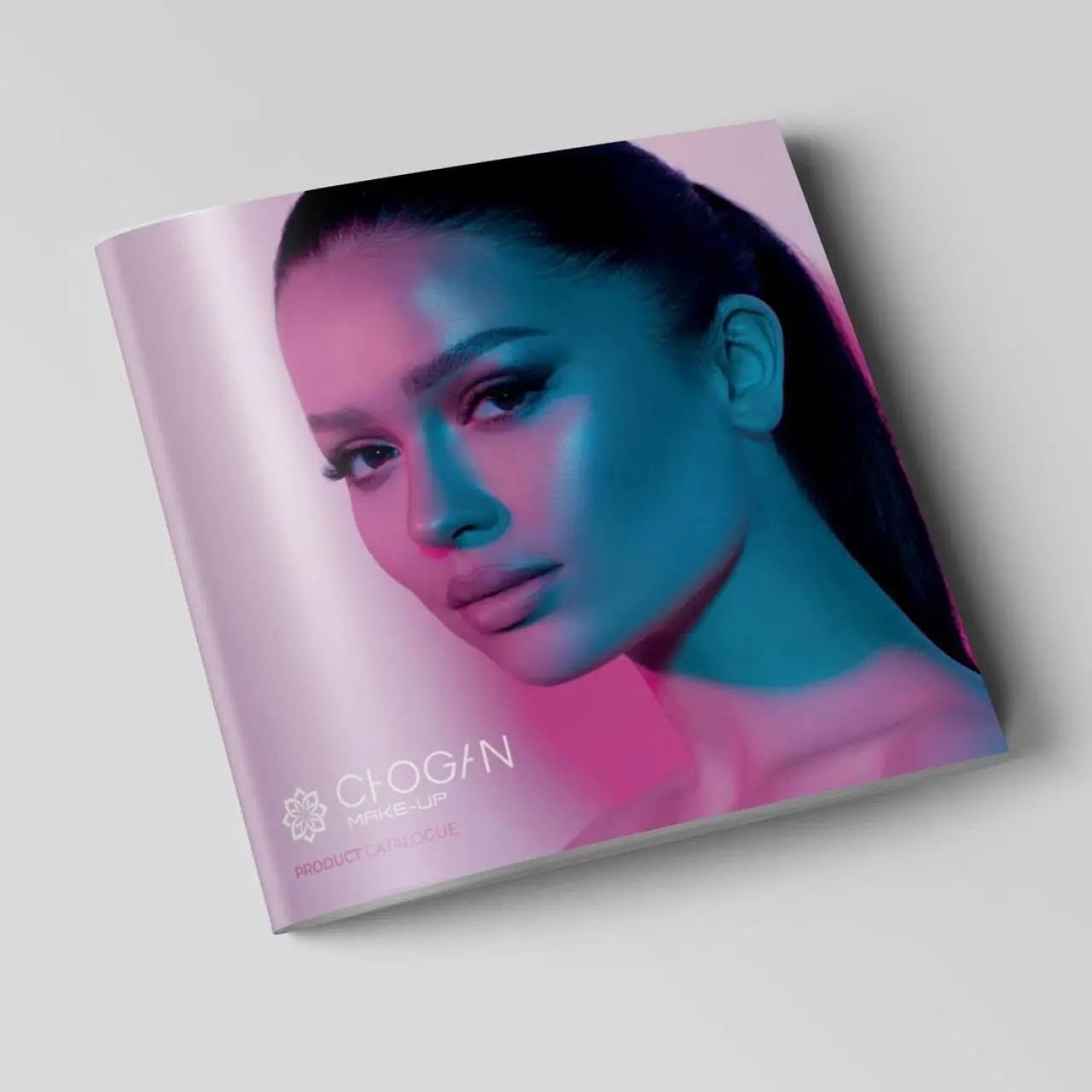 Valise Voyaguer contenant 131 échantillons de parfums - N° CAMP5E -  JosMir Beauty & Luxury